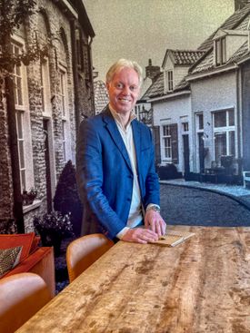 In gesprek met ambassadeur Martijn van Scherpenseel